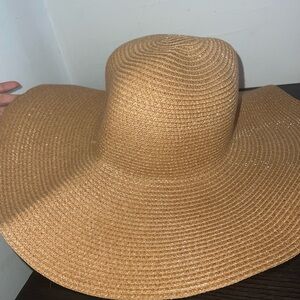 Elegant Tan Wide-Brimmed Hat With Straw Tote